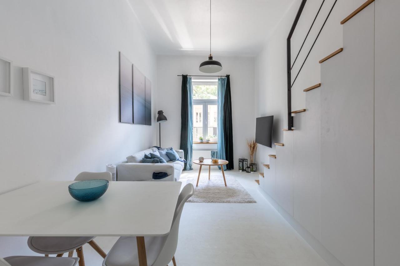 Black And White Apartment Budapest Exterior foto